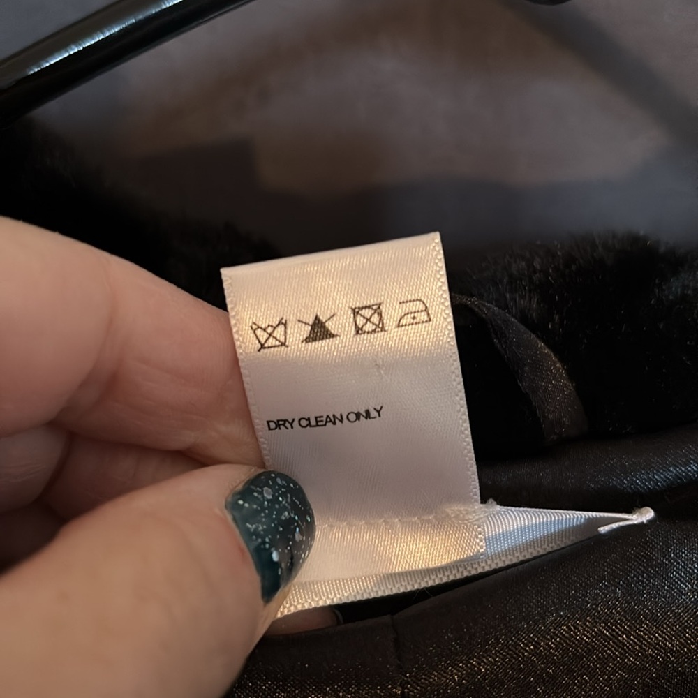 NWOT K. JORDAN FAUX FUR COAT - Picture 13 of 13